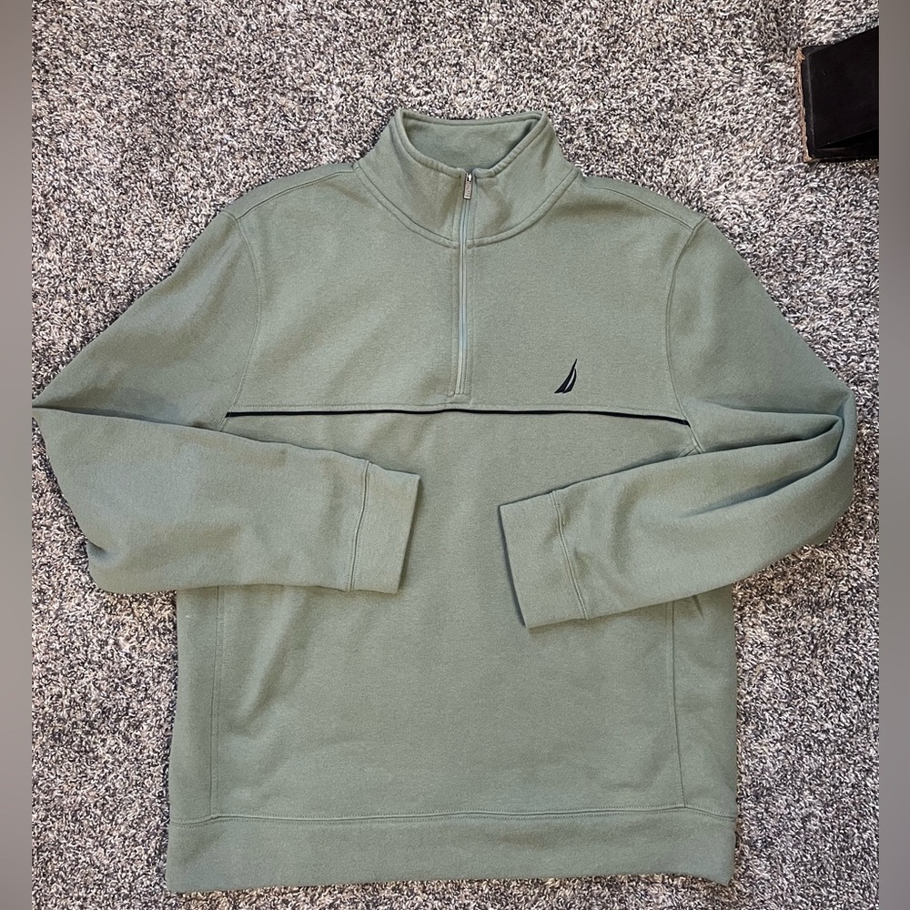 Men's Nautica Quarter Zip Size Medium